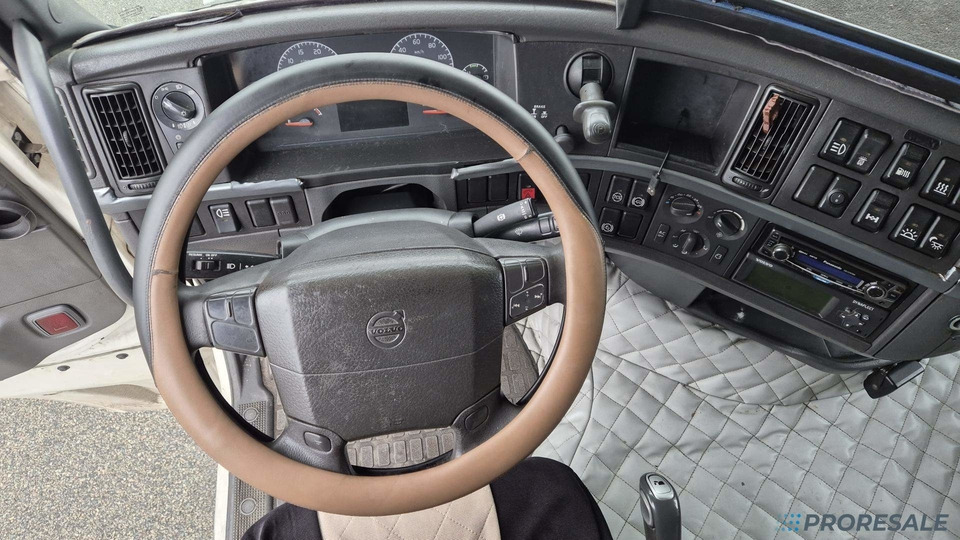 VOLVO FH 13.440 42T EURO 5 - Sadulveok: pilt 4 VOLVO FH 13.440 42T EURO 5 - Sadulveok: pilt 4