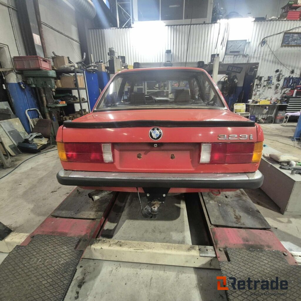 1984 BMW 323 i..Se video - Auto: pilt 3 1984 BMW 323 i..Se video - Auto: pilt 3