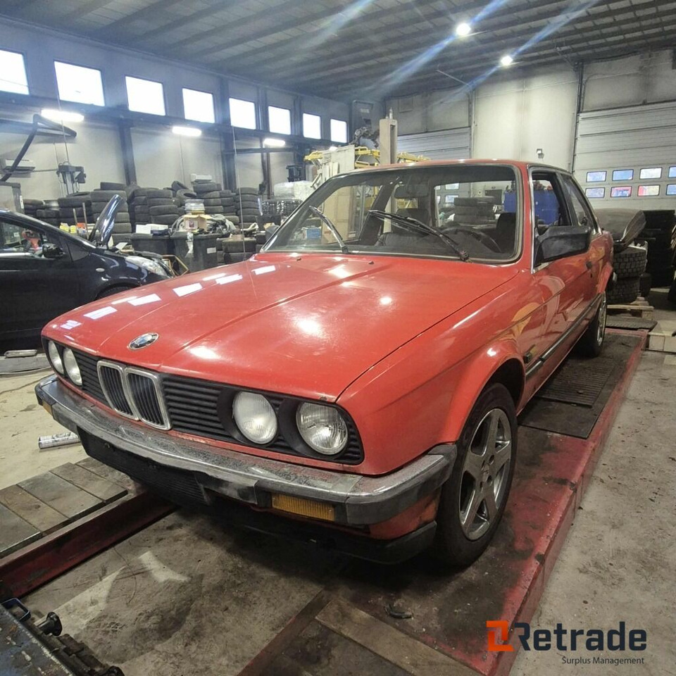 1984 BMW 323 i..Se video - Auto: pilt 1 1984 BMW 323 i..Se video - Auto: pilt 1