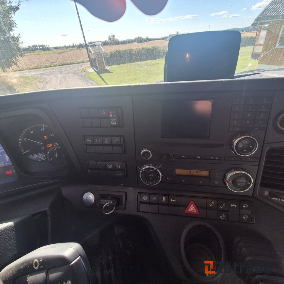 Kabiinišassiiga veoauto 2014 MERCEDES-BENZ Arocs..Lav km!: pilt 27 Kabiinišassiiga veoauto 2014 MERCEDES-BENZ Arocs..Lav km!: pilt 27