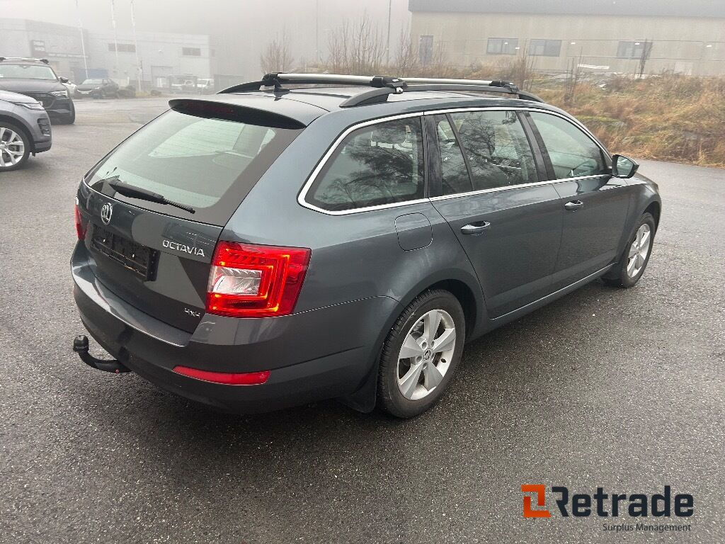 2016 Personbil SKODA OCTAVIA 1.8 TSI 180 hk 4x4 Style 6DSG EU-Godkjent - Auto: pilt 4 2016 Personbil SKODA OCTAVIA 1.8 TSI 180 hk 4x4 Style 6DSG EU-Godkjent - Auto: pilt 4