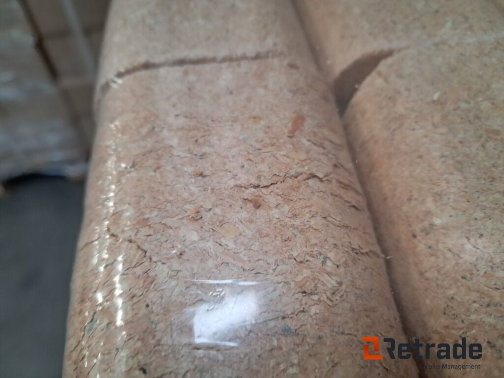 33 paller RUF træbriketter - Tööriist/ Seadmed: pilt 4 33 paller RUF træbriketter - Tööriist/ Seadmed: pilt 4