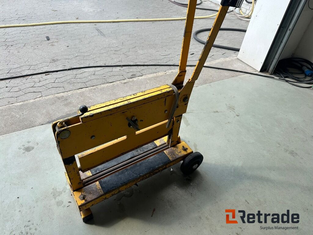 Fliseklipper - Ehitusseade: pilt 3 Fliseklipper - Ehitusseade: pilt 3