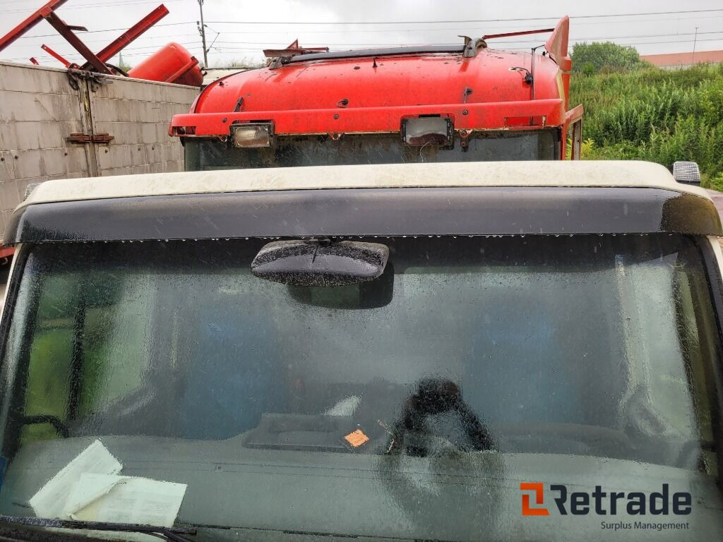 Hytt till Volvo FL6 - 2001 - Kabiin - Veoauto: pilt 5 Hytt till Volvo FL6 - 2001 - Kabiin - Veoauto: pilt 5