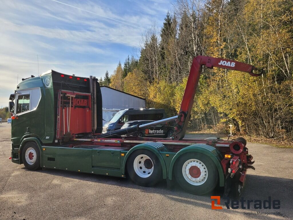 Lastväxlare SCANIA R580 V8 Next Gen LB6X2*4 Euro 6 - Konkstõstukiga veoauto, Kraanaga veoauto: pilt 4 Lastväxlare SCANIA R580 V8 Next Gen LB6X2*4 Euro 6 - Konkstõstukiga veoauto, Kraanaga veoauto: pilt 4