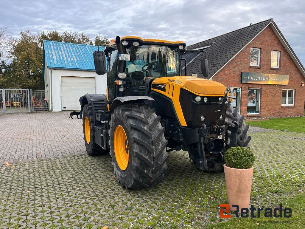 Traktor JCB Fasttrac 4220 serie 4 - Traktor: pilt 3 Traktor JCB Fasttrac 4220 serie 4 - Traktor: pilt 3