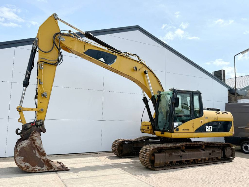 Cat 323DL - German Machine / Quick Coupler - Lintekskavaator: pilt 2 Cat 323DL - German Machine / Quick Coupler - Lintekskavaator: pilt 2