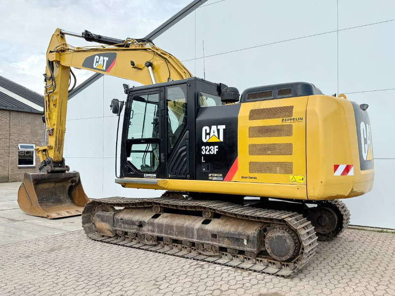 Cat 323FL - German Machine / Rear + Side Camera - Lintekskavaator: pilt 3 Cat 323FL - German Machine / Rear + Side Camera - Lintekskavaator: pilt 3