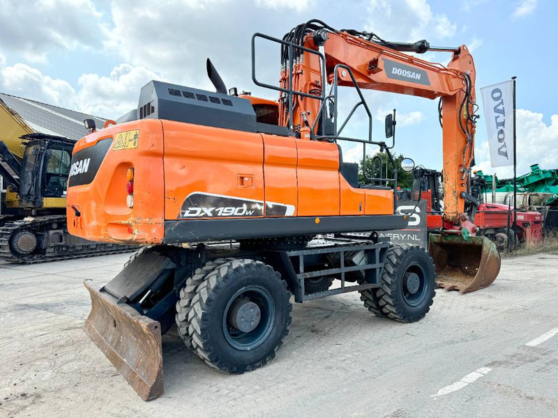 Doosan DX190W-5 - German Machine / Triple Boom - Ratastel ekskavaator: pilt 5 Doosan DX190W-5 - German Machine / Triple Boom - Ratastel ekskavaator: pilt 5
