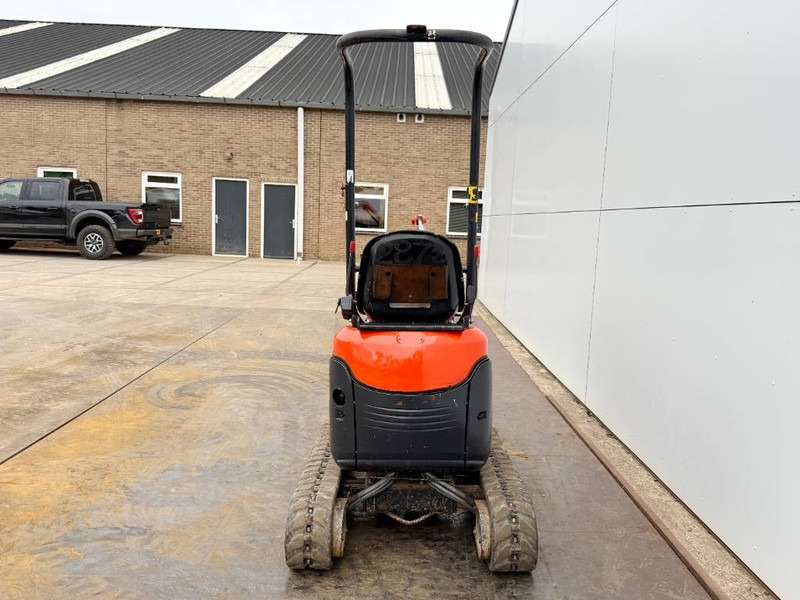 Kubota U10-3 - Hydr. Undercarriage / Hammer Lines - Miniekskavaator: pilt 4 Kubota U10-3 - Hydr. Undercarriage / Hammer Lines - Miniekskavaator: pilt 4