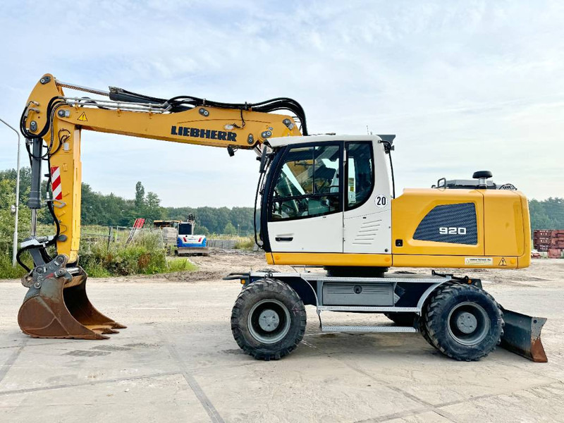 Liebherr A920 EW Litronic - Likufix - Ratastel ekskavaator: pilt 1 Liebherr A920 EW Litronic - Likufix - Ratastel ekskavaator: pilt 1