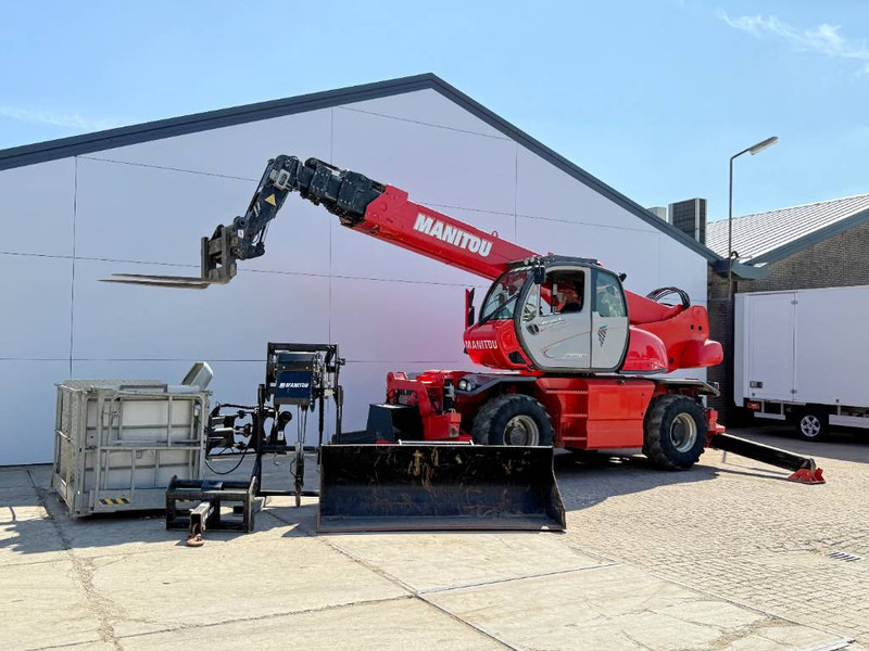 Manitou MRT2250+ - German Machine / Remote Control / 4x4x4 - Teleskooplaadur: pilt 1 Manitou MRT2250+ - German Machine / Remote Control / 4x4x4 - Teleskooplaadur: pilt 1
