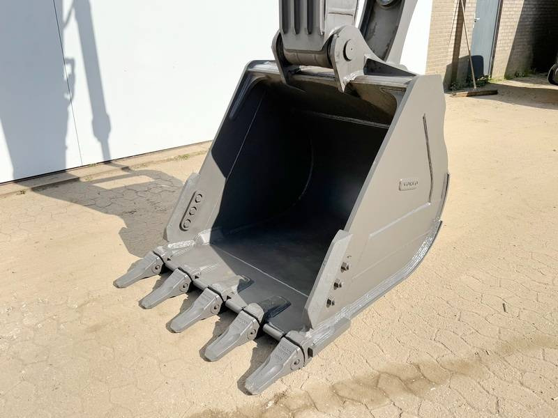 Uus Lintekskavaator Volvo EC220D - NEW / UNUSED / 2025 Model: pilt 12