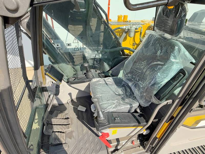 Uus Lintekskavaator Volvo EC220D - NEW / UNUSED / 2025 Model: pilt 8