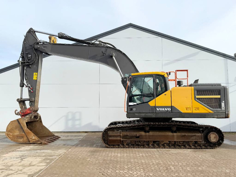 Volvo EC300ENL - German Machine / Quick Coupler - Lintekskavaator: pilt 1 Volvo EC300ENL - German Machine / Quick Coupler - Lintekskavaator: pilt 1