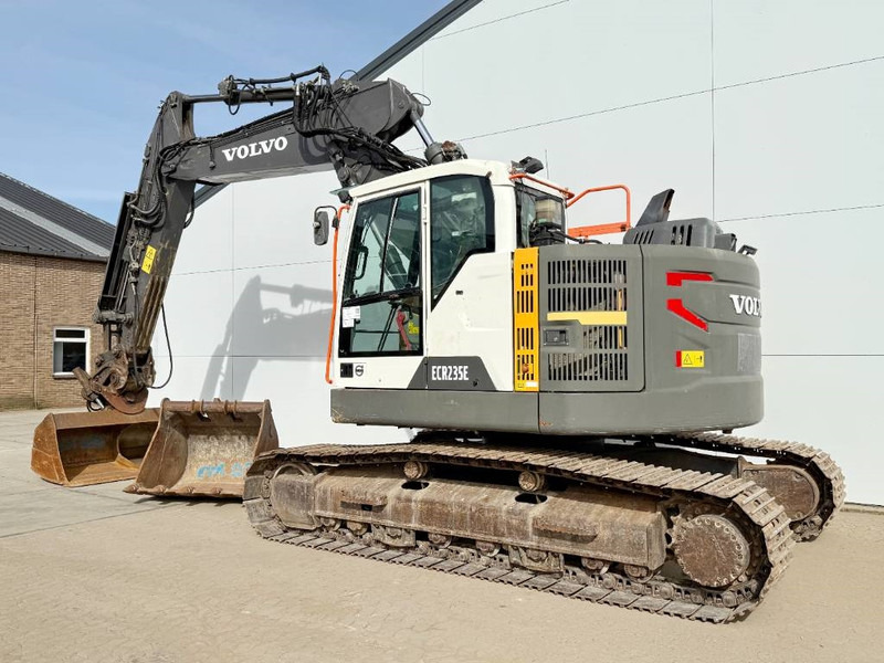 Volvo ECR235EL - Triple Boom / 2 Buckets Included - Lintekskavaator: pilt 3 Volvo ECR235EL - Triple Boom / 2 Buckets Included - Lintekskavaator: pilt 3