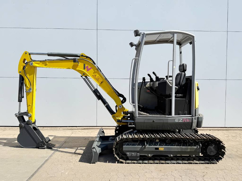 WACKER NEUSON EZ26 Zero Tail - Hammer Lines / Trench Bucket - Miniekskavaator: pilt 1 WACKER NEUSON EZ26 Zero Tail - Hammer Lines / Trench Bucket - Miniekskavaator: pilt 1