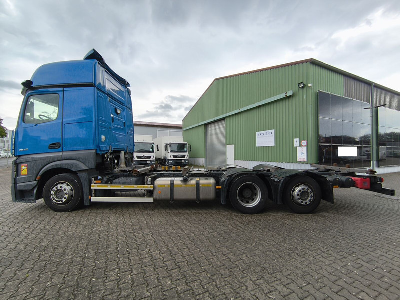Mercedes-Benz Actros 2545 BDF - Konteinerveduk/ Tõstukiga veoauto: pilt 5 Mercedes-Benz Actros 2545 BDF - Konteinerveduk/ Tõstukiga veoauto: pilt 5