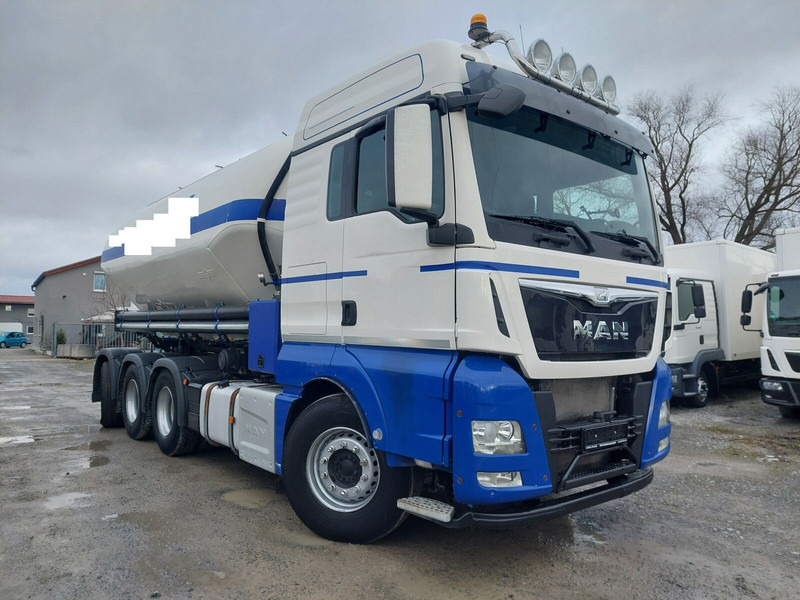 MAN TGX 35.440 Silo Euro 6 8x4 Lift+Lenk Klima (5) - Veoauto: pilt 3 MAN TGX 35.440 Silo Euro 6 8x4 Lift+Lenk Klima (5) - Veoauto: pilt 3