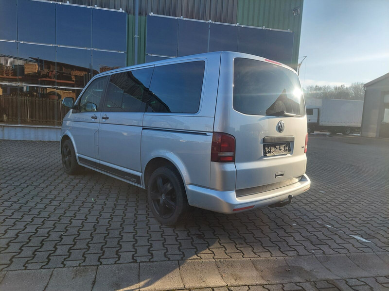 Volkswagen Transporter Multivan AHK Doppelklima Tisch Leder 7-Sitzer - Väikebuss, Mikrobuss: pilt 5 Volkswagen Transporter Multivan AHK Doppelklima Tisch Leder 7-Sitzer - Väikebuss, Mikrobuss: pilt 5