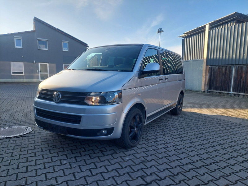 Volkswagen Transporter Multivan AHK Doppelklima Tisch Leder 7-Sitzer - Väikebuss, Mikrobuss: pilt 1 Volkswagen Transporter Multivan AHK Doppelklima Tisch Leder 7-Sitzer - Väikebuss, Mikrobuss: pilt 1