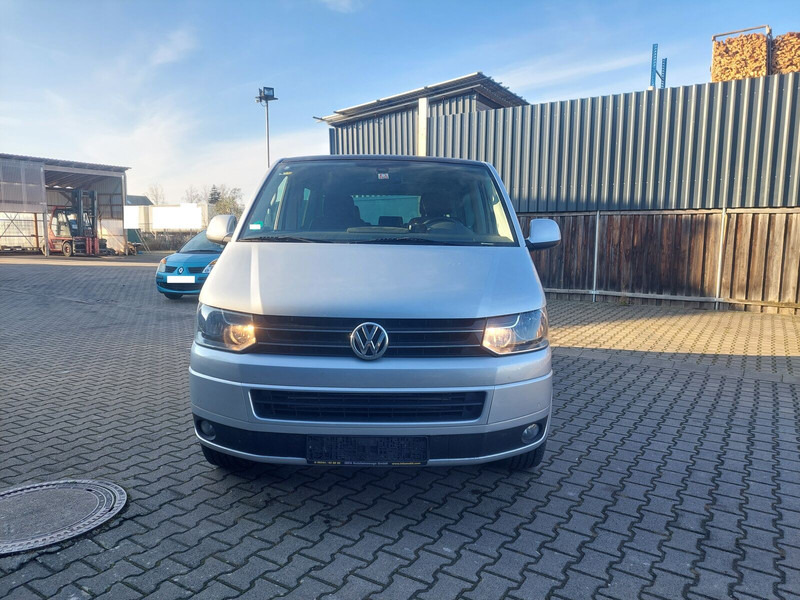 Volkswagen Transporter Multivan AHK Doppelklima Tisch Leder 7-Sitzer - Väikebuss, Mikrobuss: pilt 3 Volkswagen Transporter Multivan AHK Doppelklima Tisch Leder 7-Sitzer - Väikebuss, Mikrobuss: pilt 3