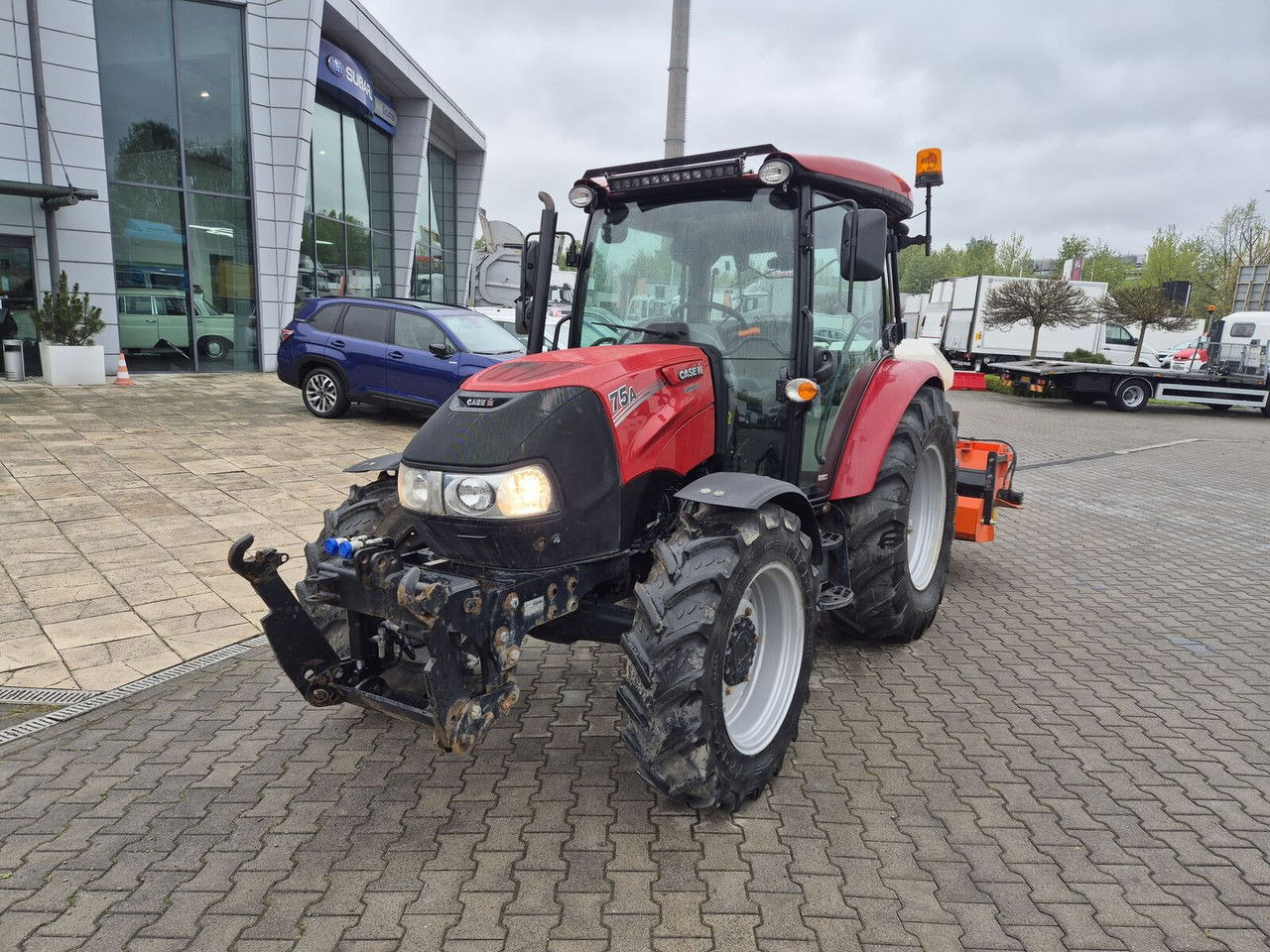 Case IH Farmall 75 / 2022 / Only 1853 MTH / Sweeper + Plow Extra / 1 OWN - Traktor: pilt 4 Case IH Farmall 75 / 2022 / Only 1853 MTH / Sweeper + Plow Extra / 1 OWN - Traktor: pilt 4