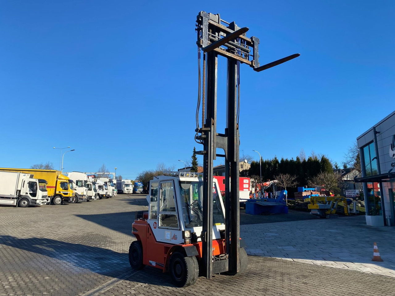 DAN TRUCK Dantruck 6009 - 6T - 1 Owner - Fresh - Duplex 6009 - 6T - 1 Owner - Fresh - Duplex - Kahveltõstuk: pilt 1 DAN TRUCK Dantruck 6009 - 6T - 1 Owner - Fresh - Duplex 6009 - 6T - 1 Owner - Fresh - Duplex - Kahveltõstuk: pilt 1