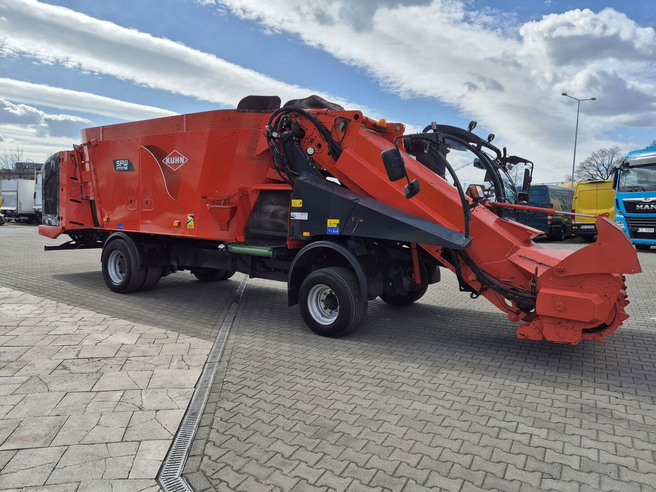 Kuhn SPW 22 Intense /feed wagon/ 1 Owner / NEW Service SPW 22 Intense /feed wago - Söödasegamisvanker: pilt 1 Kuhn SPW 22 Intense /feed wagon/ 1 Owner / NEW Service SPW 22 Intense /feed wago - Söödasegamisvanker: pilt 1