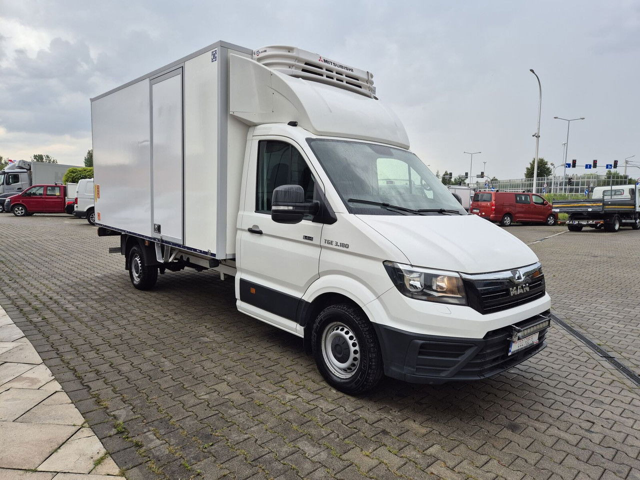 MAN TGE 3.180 DSG 4Motion / 4X4 / Mitsubishi / 1 Owner - Tarbesõiduk külmik: pilt 4 MAN TGE 3.180 DSG 4Motion / 4X4 / Mitsubishi / 1 Owner - Tarbesõiduk külmik: pilt 4
