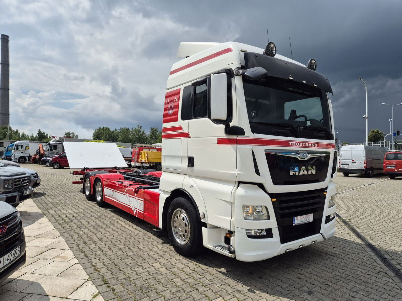 MAN TGX 28 28.420 , 6x2-2 LL / Trailer HFR KM 20 / 1 Owner / E6 /Guaran - Konteinerveduk/ Tõstukiga veoauto: pilt 4 MAN TGX 28 28.420 , 6x2-2 LL / Trailer HFR KM 20 / 1 Owner / E6 /Guaran - Konteinerveduk/ Tõstukiga veoauto: pilt 4