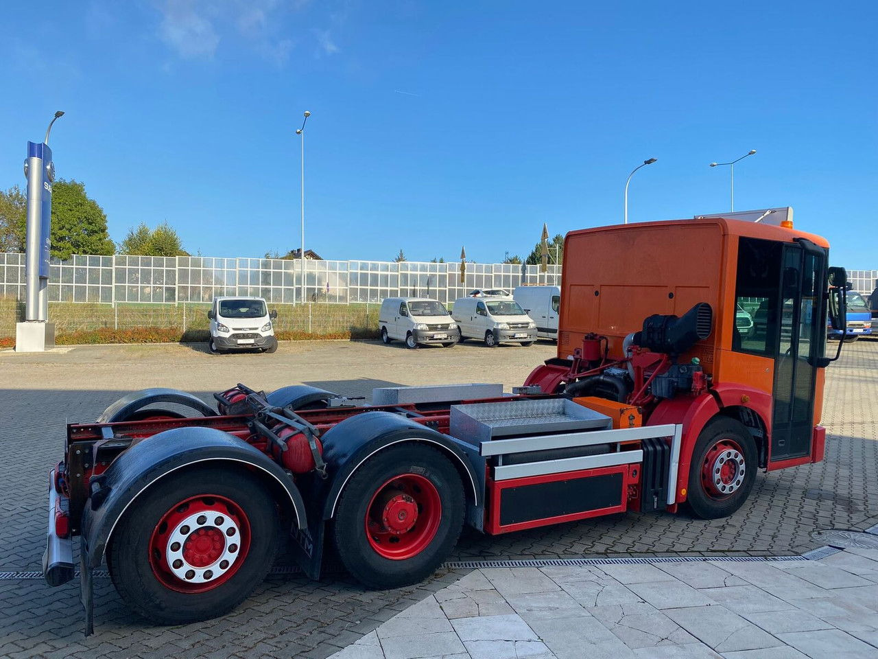 MERCEDES-BENZ Eqonic 2628 - 1 Owner - Euro6 - LOW KM - Kabiinišassiiga veoauto: pilt 2 MERCEDES-BENZ Eqonic 2628 - 1 Owner - Euro6 - LOW KM - Kabiinišassiiga veoauto: pilt 2