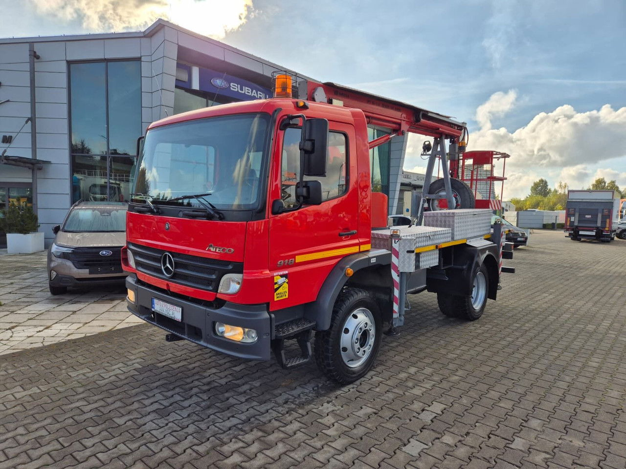 Mercedes-Benz Atego 918 4x4 / 16 M Lift / Serviced - Veoautolt tõusev platvorm: pilt 2 Mercedes-Benz Atego 918 4x4 / 16 M Lift / Serviced - Veoautolt tõusev platvorm: pilt 2