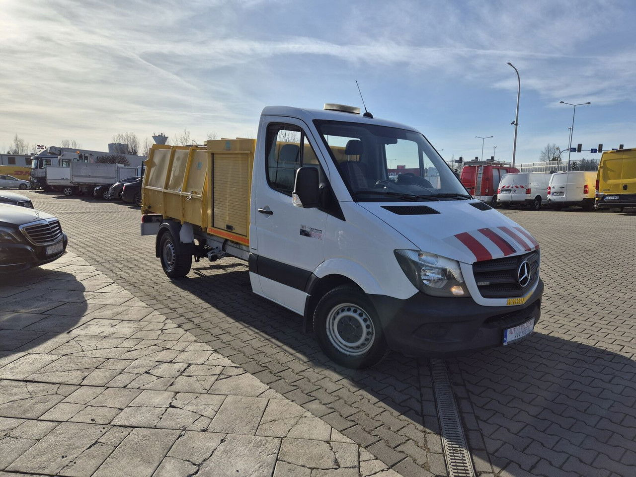Mercedes-Benz Sprinter 316 CDi Aut. / Hummel HU2 / Webasto / 1 Owner Mercedes-Benz Sprinter 316 CDi Aut. / Hummel HU2 / Webasto / 1 Owner - Prügiauto: pilt 5 Mercedes-Benz Sprinter 316 CDi Aut. / Hummel HU2 / Webasto / 1 Owner Mercedes-Benz Sprinter 316 CDi Aut. / Hummel HU2 / Webasto / 1 Owner - Prügiauto: pilt 5