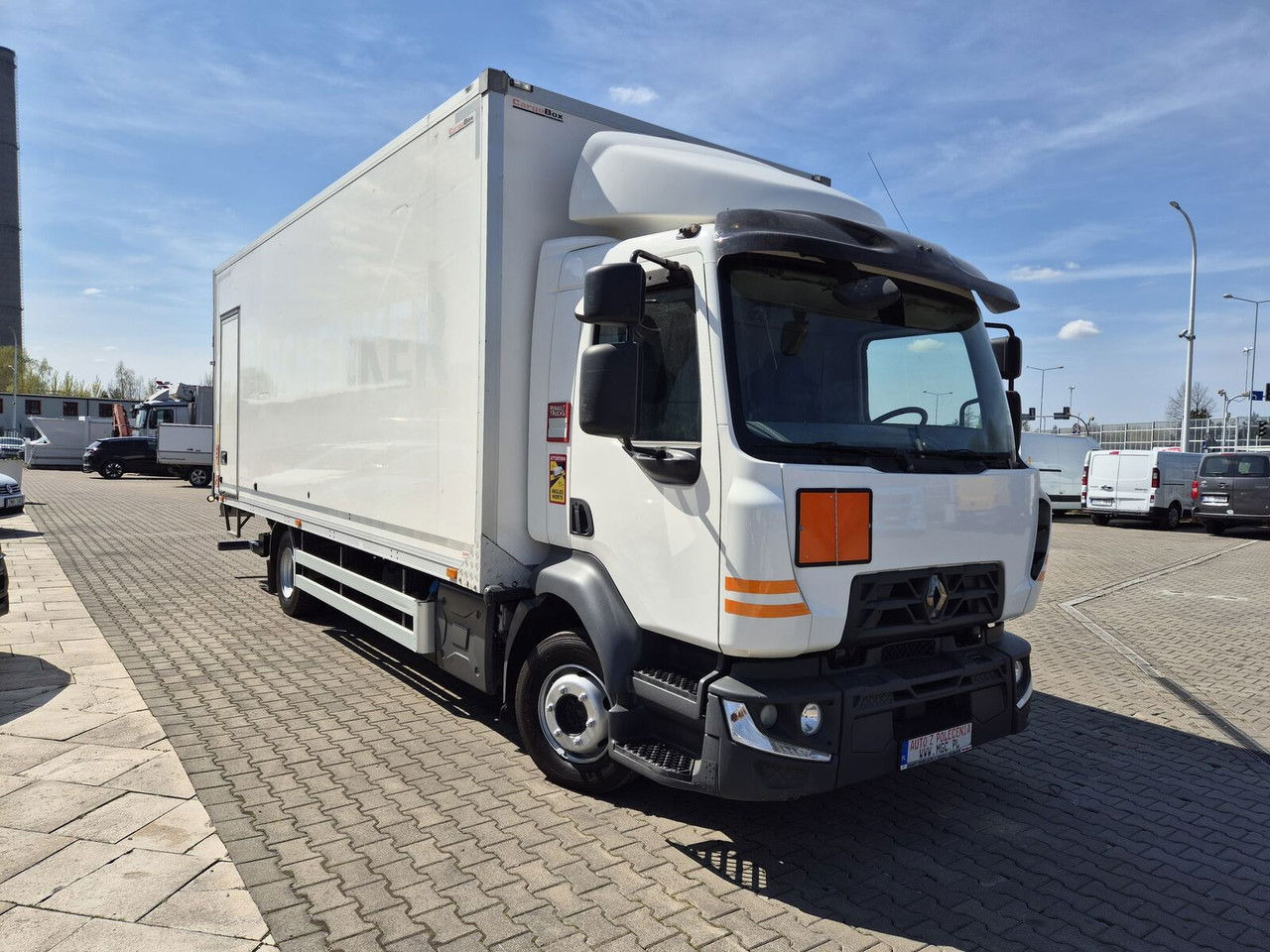 Renault D Gama 12.220 / LOW KM / Euro6 Renault D Gama 12.220 / LOW KM / Euro6 - Kasti veoauto: pilt 3 Renault D Gama 12.220 / LOW KM / Euro6 Renault D Gama 12.220 / LOW KM / Euro6 - Kasti veoauto: pilt 3