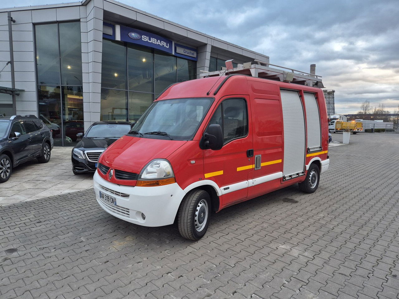 Renault Master 2.5 DCi / Only 25TKM / Like NEW / WE Have 3 THE Same Renault Master 2.5 DCi / Only 25TKM / Like NEW / WE Have 3 THE Same - Tuletõrjeauto: pilt 1 Renault Master 2.5 DCi / Only 25TKM / Like NEW / WE Have 3 THE Same Renault Master 2.5 DCi / Only 25TKM / Like NEW / WE Have 3 THE Same - Tuletõrjeauto: pilt 1
