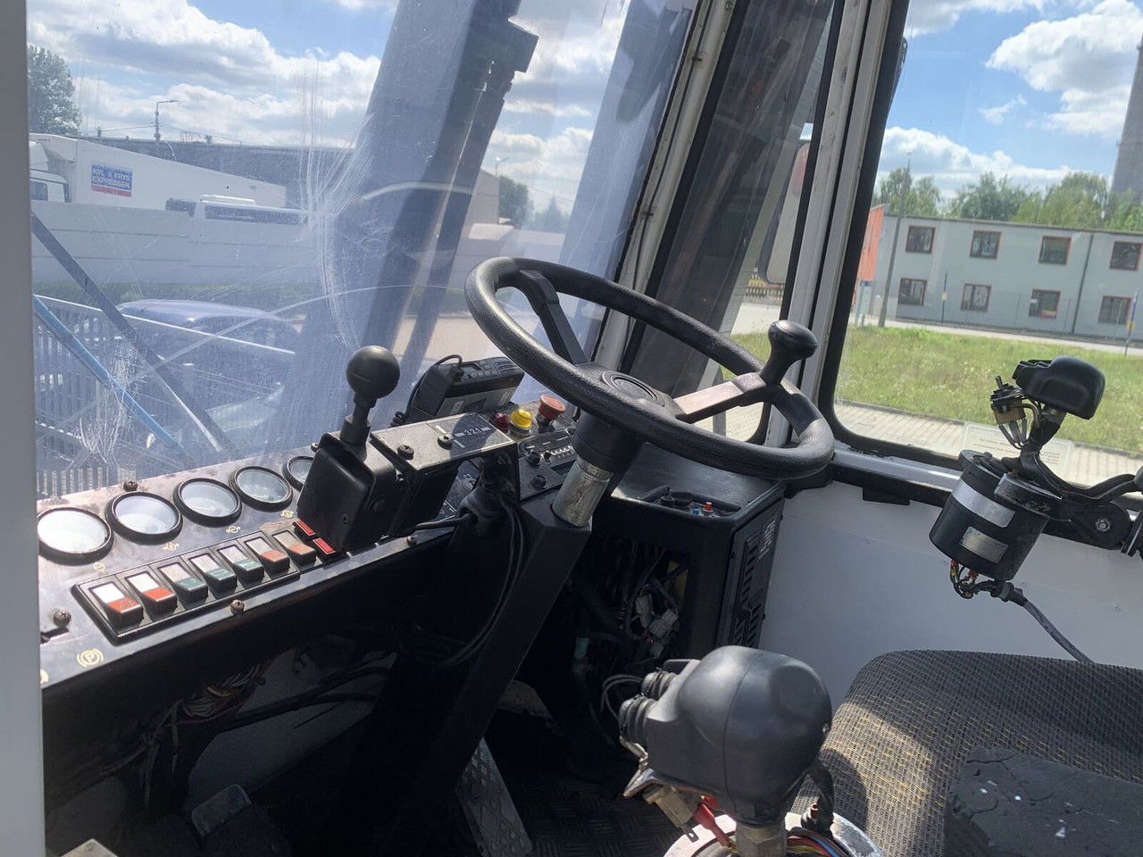 Lükandvirnastaja SVETRUCK Svetruck TMF 12/9 HB / 1 Owner / Elme Spreader / Wood LOG A RM: pilt 24 Lükandvirnastaja SVETRUCK Svetruck TMF 12/9 HB / 1 Owner / Elme Spreader / Wood LOG A RM: pilt 24