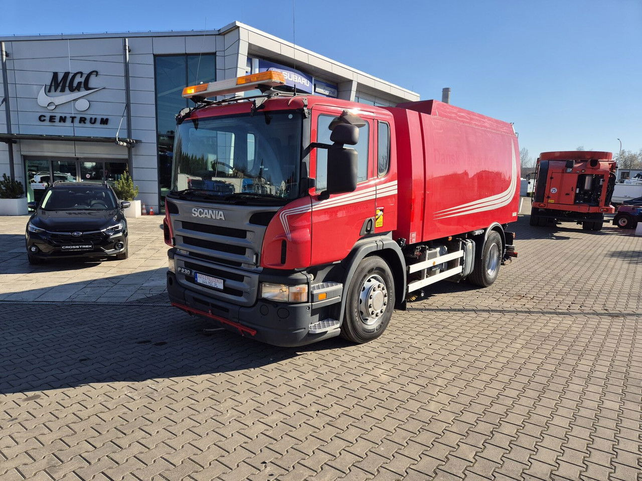 Scania P230 4X2 / Sweeper / Johnston VX800 / Sprayer / LOW Mileage / - Tänavapühkimismasin: pilt 1 Scania P230 4X2 / Sweeper / Johnston VX800 / Sprayer / LOW Mileage / - Tänavapühkimismasin: pilt 1