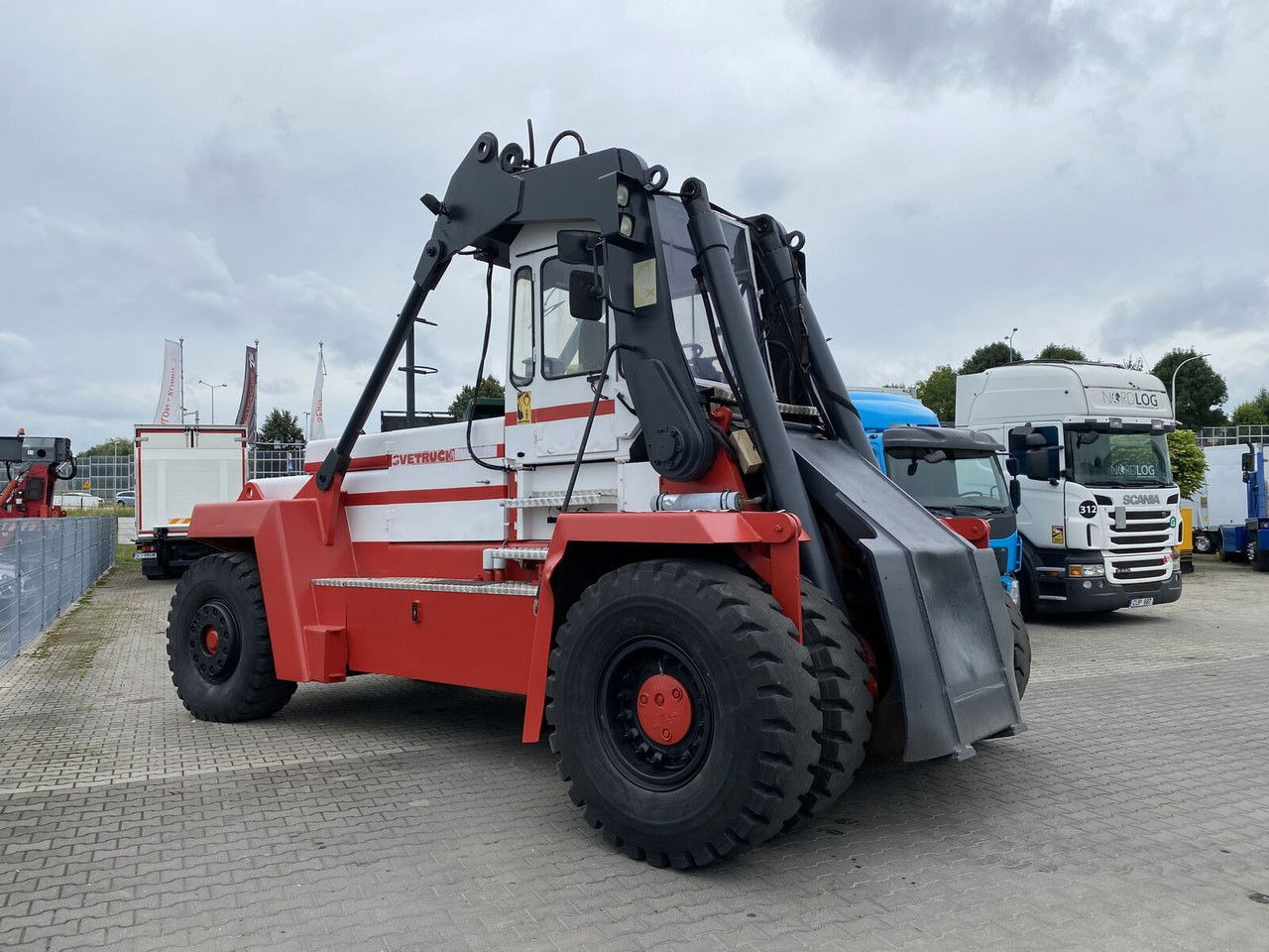 Svetruck TMF 12/9 HB / 1 Owner / Reach Stacker / Elme Sprea DER - Kahveltõstuk: pilt 1 Svetruck TMF 12/9 HB / 1 Owner / Reach Stacker / Elme Sprea DER - Kahveltõstuk: pilt 1
