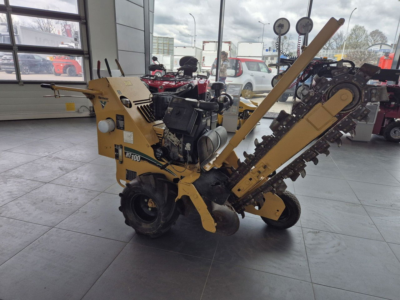 Vermeer RT 100 / Trench SAW / Mini Chain Excavator / IDE AL FOR Cables - Kraavikaevamismasin: pilt 3 Vermeer RT 100 / Trench SAW / Mini Chain Excavator / IDE AL FOR Cables - Kraavikaevamismasin: pilt 3
