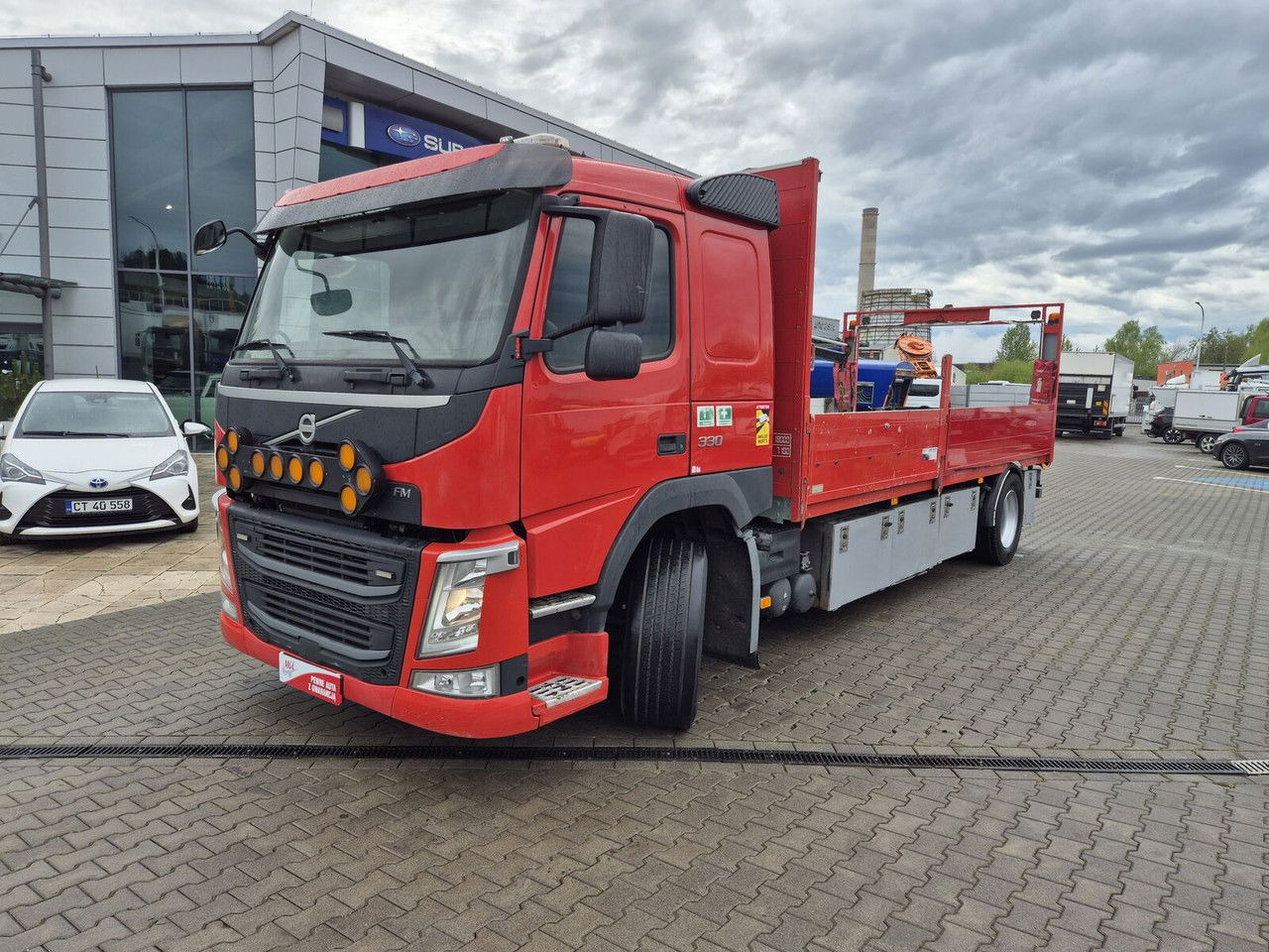 Volvo FM 330 HDS Hiab / 1 Owner / Euro 6 / Serviced - Madelveok/ Platvormveok, Kraanaga veoauto: pilt 4 Volvo FM 330 HDS Hiab / 1 Owner / Euro 6 / Serviced - Madelveok/ Platvormveok, Kraanaga veoauto: pilt 4