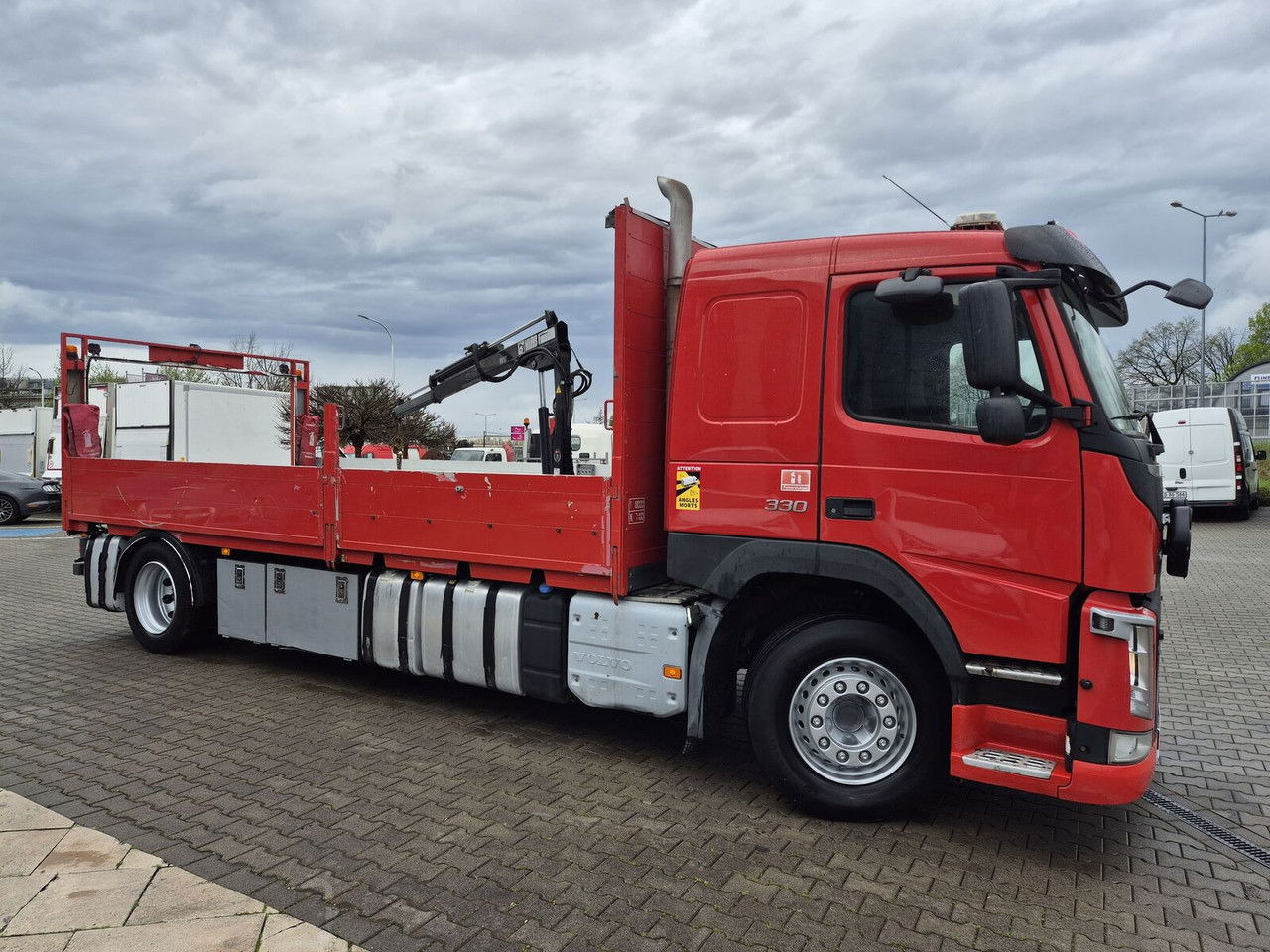 Volvo FM 330 Webasto / HDS Hiab / 1 Owner - Madelveok/ Platvormveok, Kraanaga veoauto: pilt 5 Volvo FM 330 Webasto / HDS Hiab / 1 Owner - Madelveok/ Platvormveok, Kraanaga veoauto: pilt 5