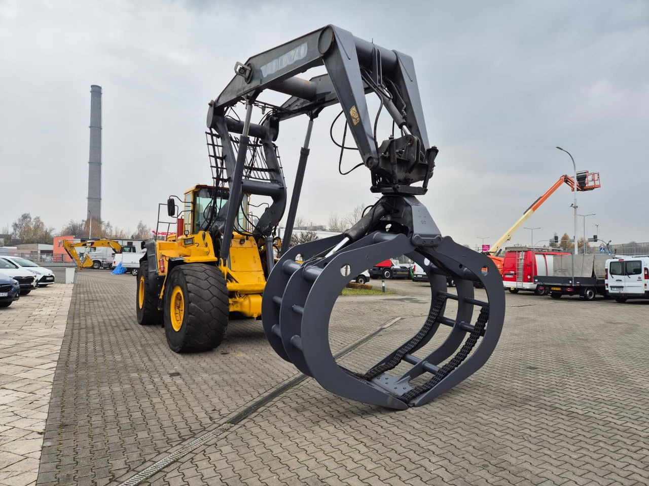 Volvo L180 E 4X4 / Loader / 1 Owner / Serviced - Rataslaadur: pilt 5 Volvo L180 E 4X4 / Loader / 1 Owner / Serviced - Rataslaadur: pilt 5