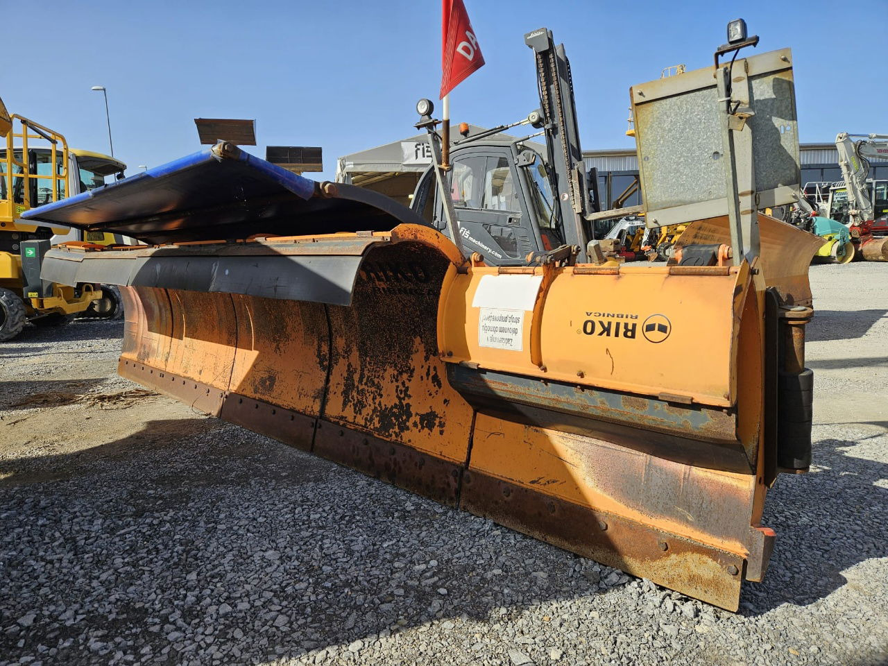 Diversen Front Snow Plow - 4.1/5M - Lumesahk: pilt 1 Diversen Front Snow Plow - 4.1/5M - Lumesahk: pilt 1