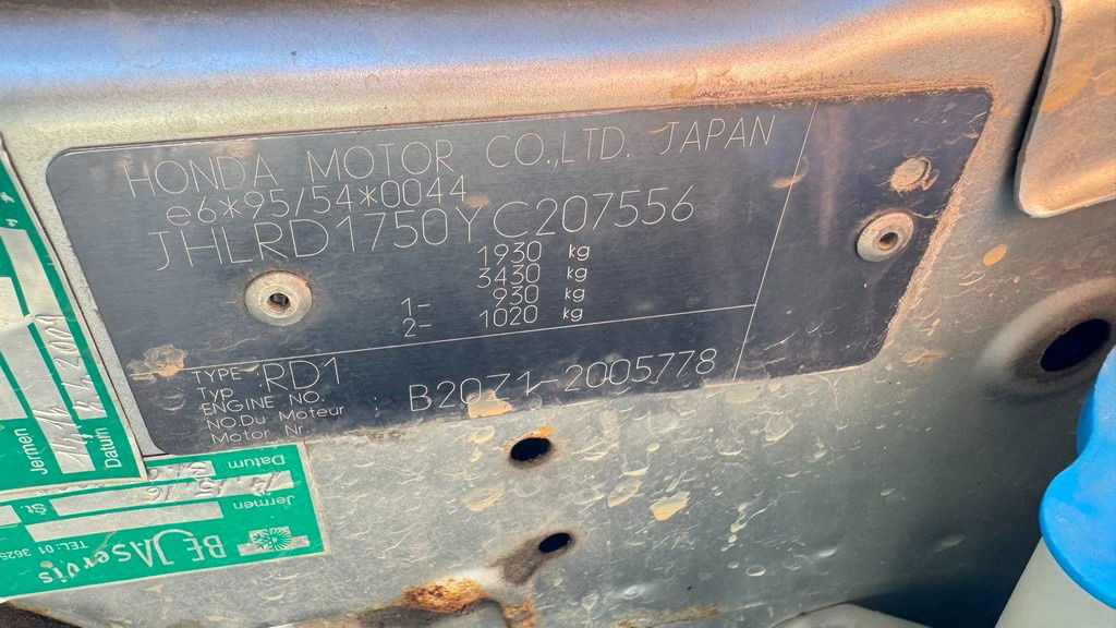 Honda CRV 2.0 - Petrol - AIR Condition - 5 Doors liising Honda CRV 2.0 - Petrol - AIR Condition - 5 Doors: pilt 19