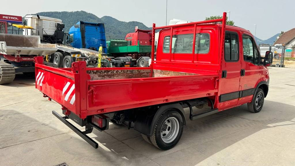 Iveco Daily 35C13 tipper - ac - Tarbesõiduk kallur, Meeskonnaauto: pilt 3 Iveco Daily 35C13 tipper - ac - Tarbesõiduk kallur, Meeskonnaauto: pilt 3