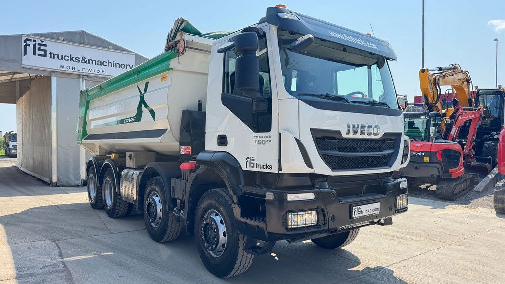 Iveco Trakker AD410T45 8x4 20m3 - hydr. back - 72.000km - Kallurauto: pilt 3 Iveco Trakker AD410T45 8x4 20m3 - hydr. back - 72.000km - Kallurauto: pilt 3
