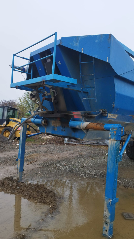 Kaiser Robuste 2 axle tipper trailer - hydr. back - Kallur-poolhaagis: pilt 4 Kaiser Robuste 2 axle tipper trailer - hydr. back - Kallur-poolhaagis: pilt 4