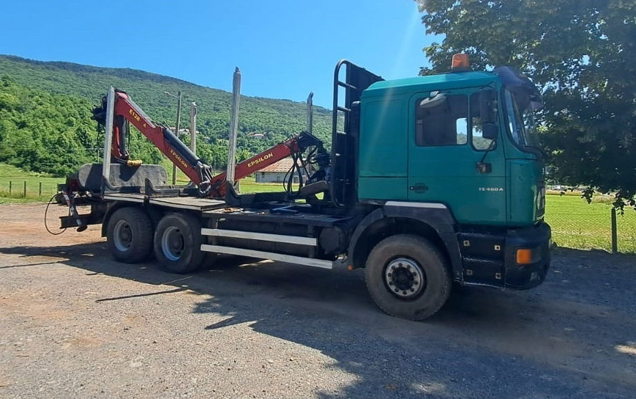 MAN 33.464 6x4 forest truck - Complete Spring - Epsilon E128 + scissors - Metsaveok: pilt 2 MAN 33.464 6x4 forest truck - Complete Spring - Epsilon E128 + scissors - Metsaveok: pilt 2