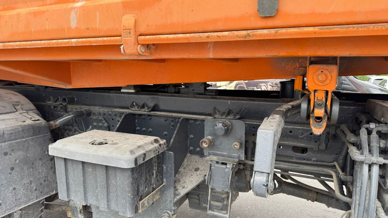 MAN TGA 18.320 4X4 meiller tipper - euro 4 - Kallurauto: pilt 4 MAN TGA 18.320 4X4 meiller tipper - euro 4 - Kallurauto: pilt 4